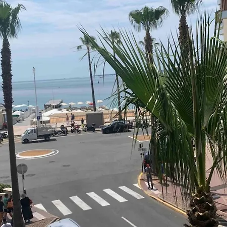 Cosy Seafront Apartman